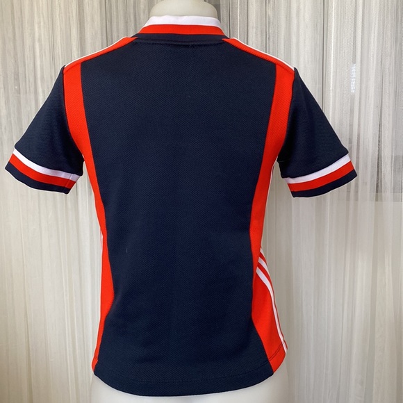 Adidas top - Picture 3 of 14